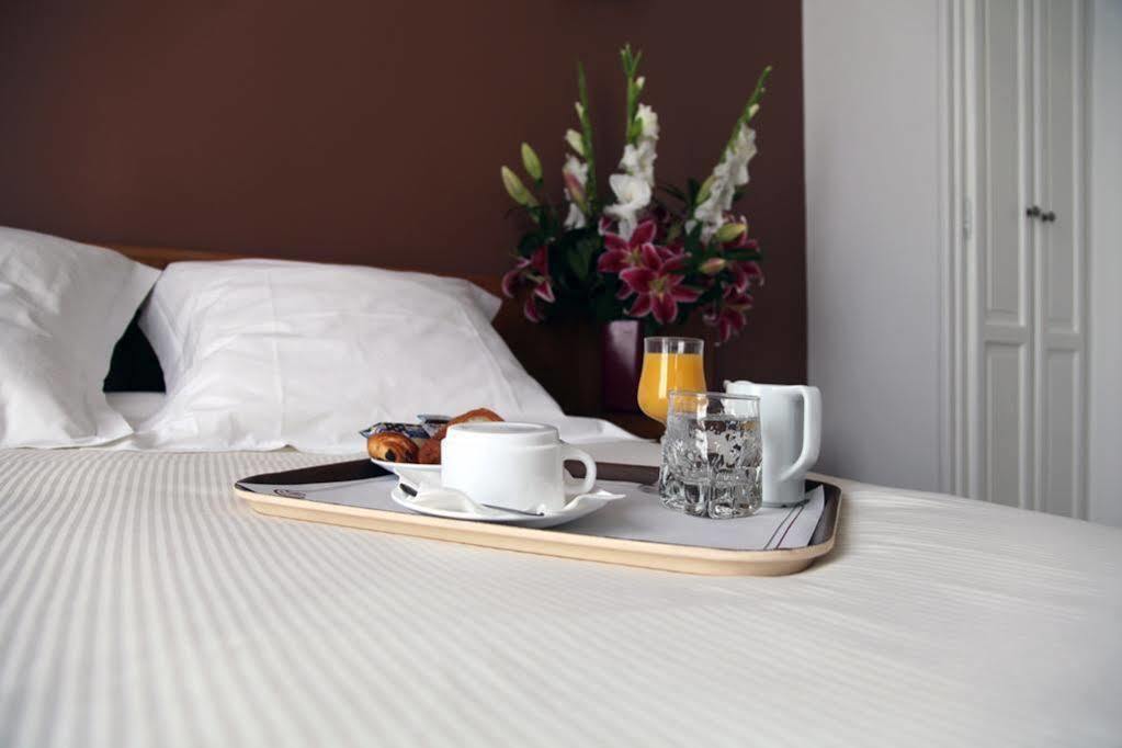Hotel Briand Devient Hotel Ipl Леваллуа-Перре Екстер'єр фото
